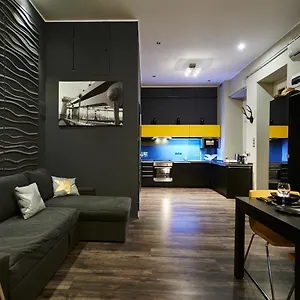central-location-yellow-black-apartment.inbudapesthotels.com/